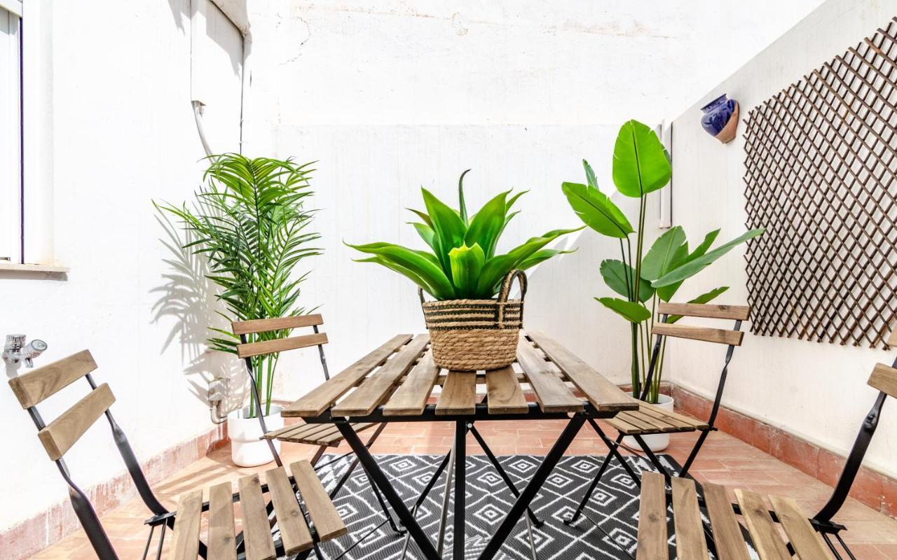 Wintowinrentals Your Home Steps From The Center Málaga Exterior foto